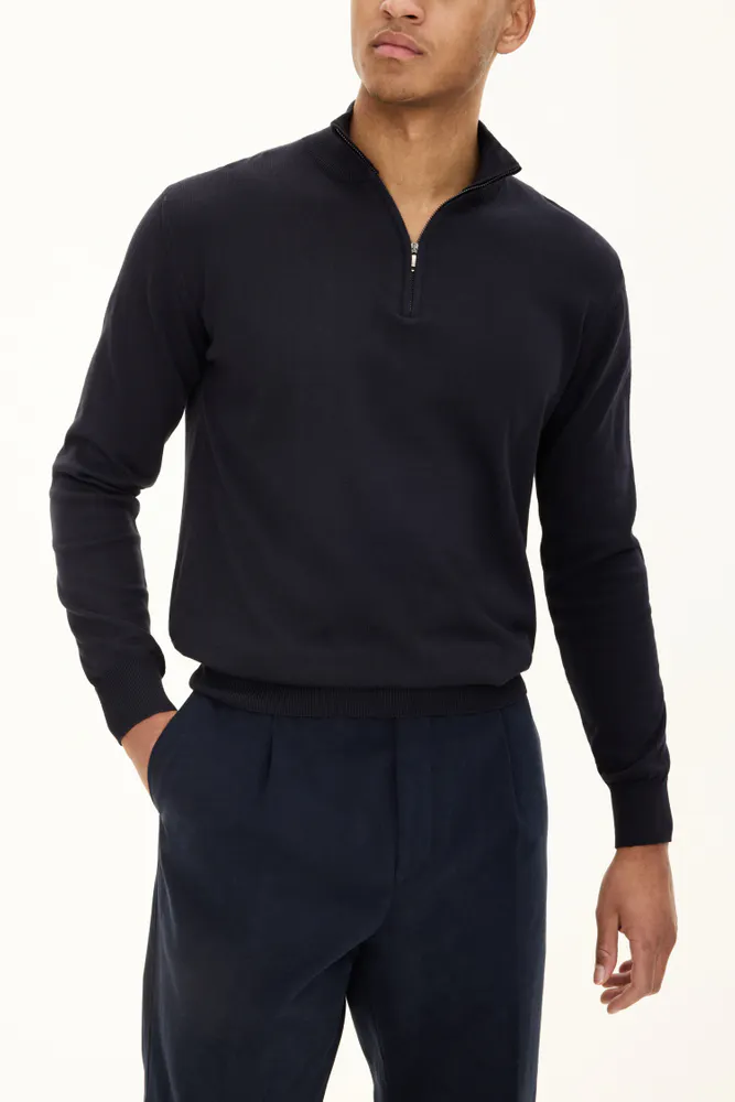 Regular Fit Half Zip Sweater