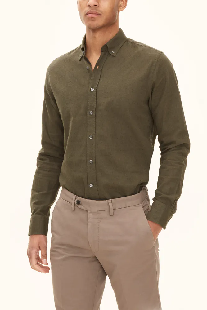 Slim Fit Button Down Shirt
