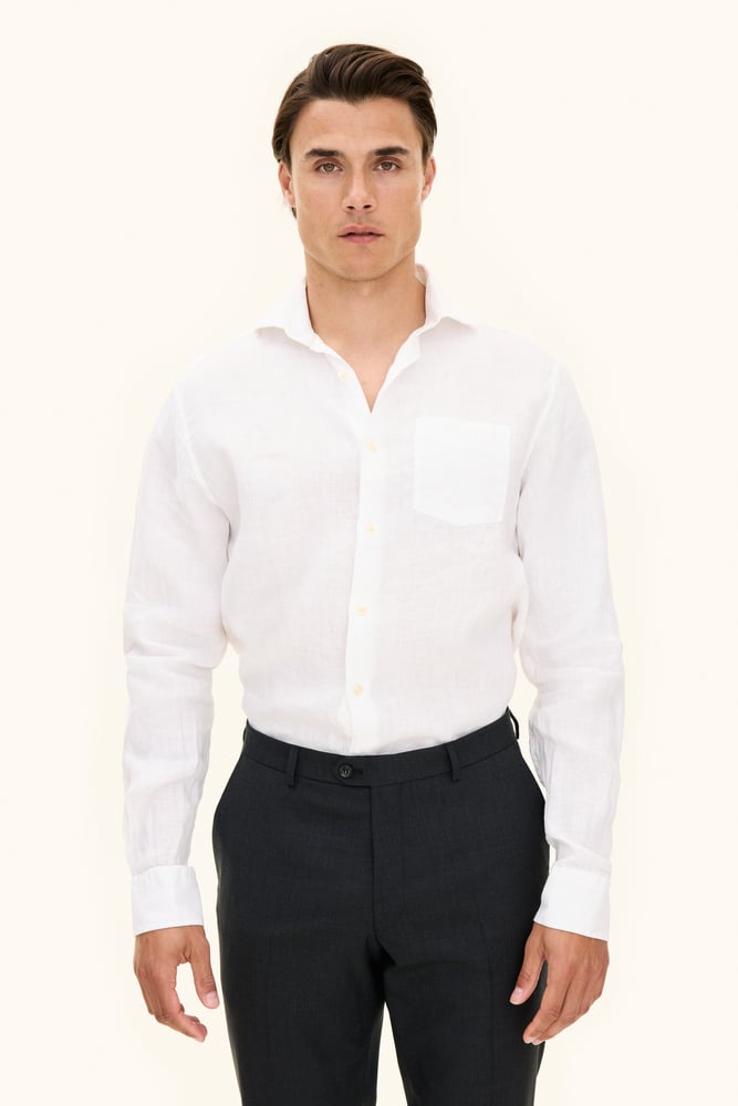 Regular Fit Wide Spread Linneskjorta