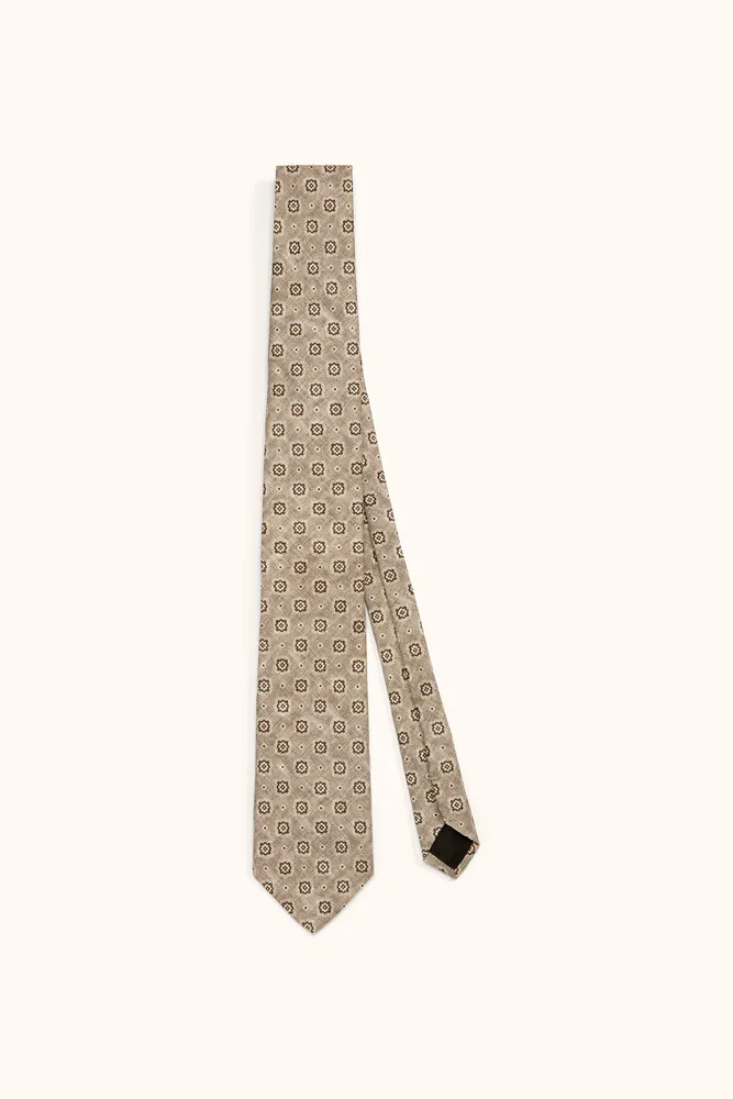 Medallion Print Tie