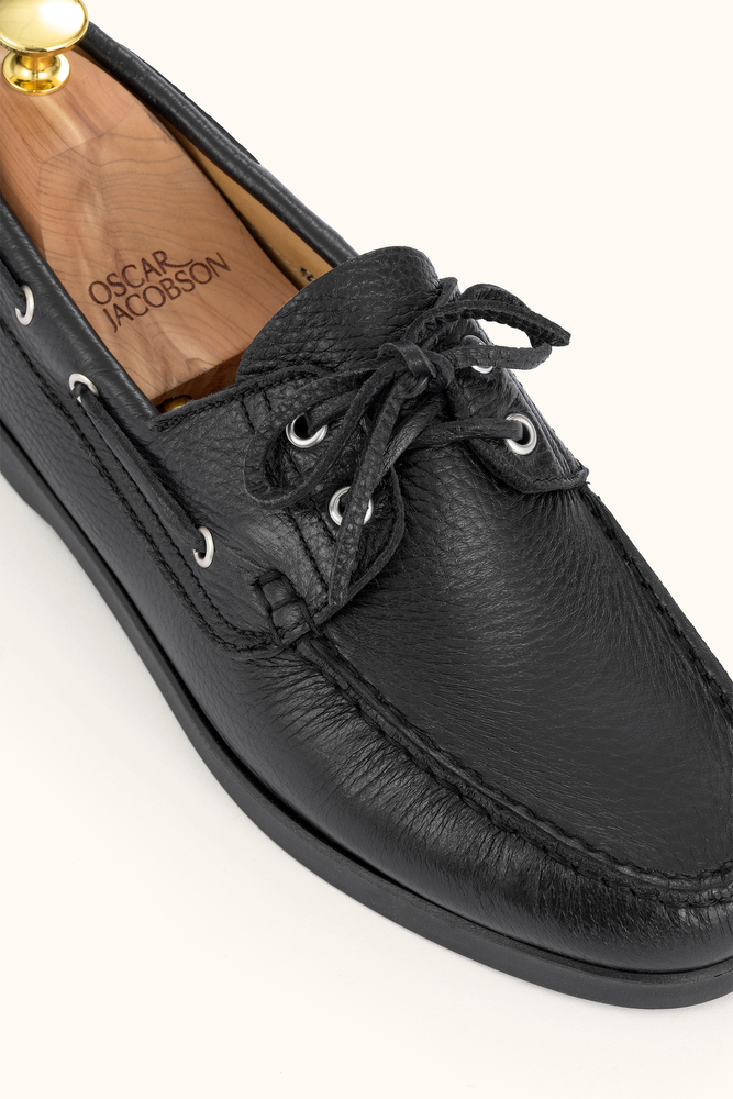 Deck Shoes Deerskin - Black | Oscar Jacobson