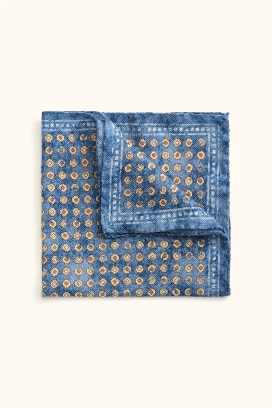 Dot Pattern Wool Handerchief